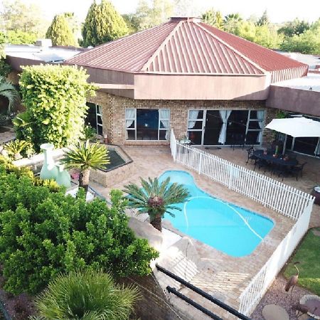 Leach Lodge Kuruman Luaran gambar