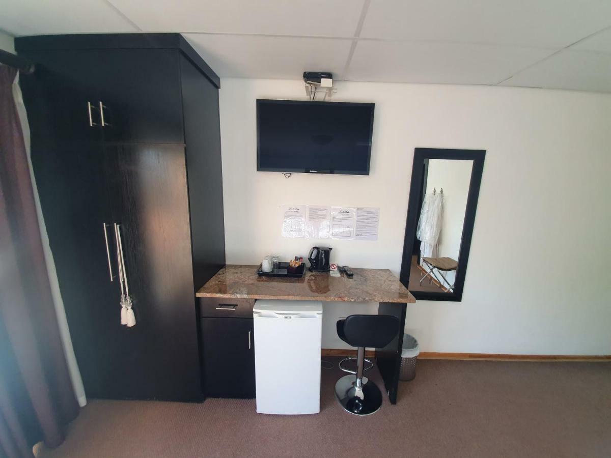 Leach Lodge Kuruman Luaran gambar