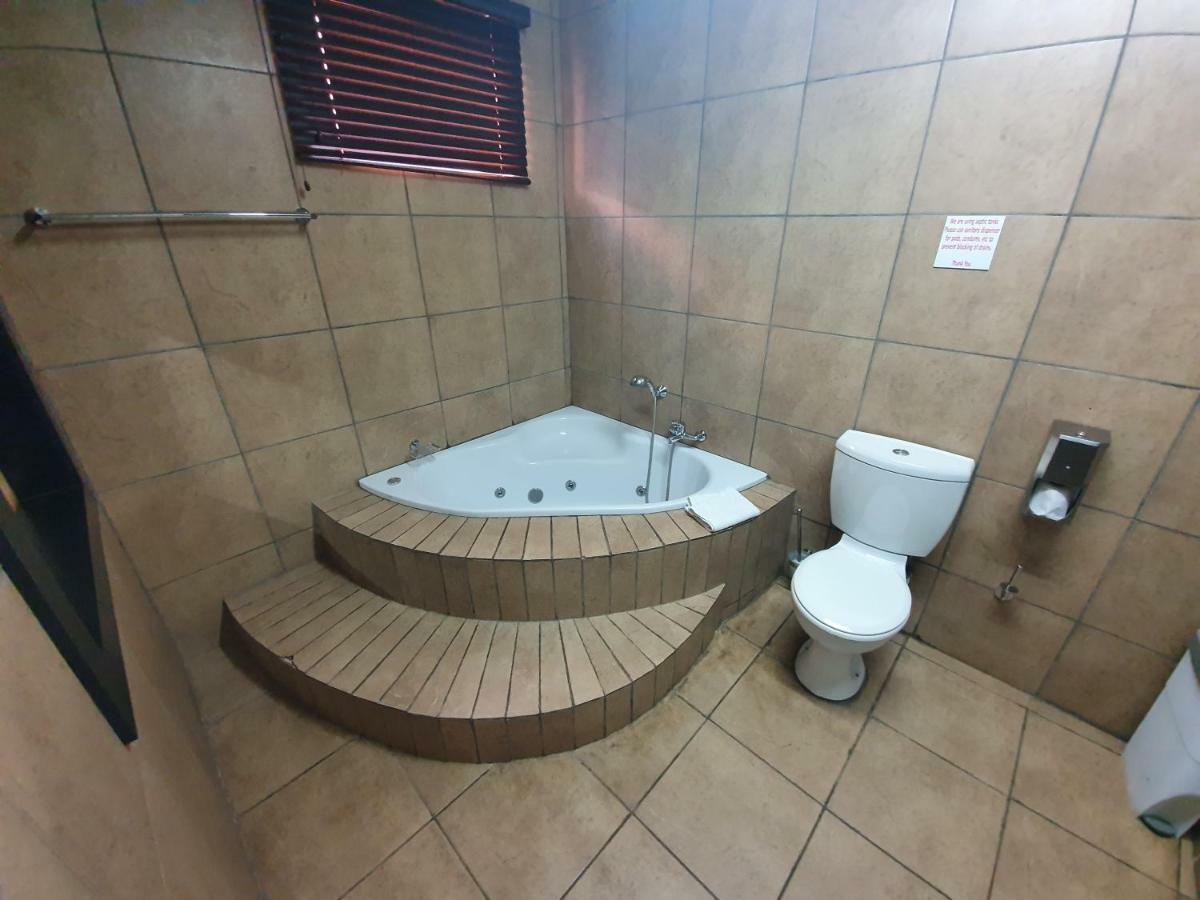 Leach Lodge Kuruman Luaran gambar