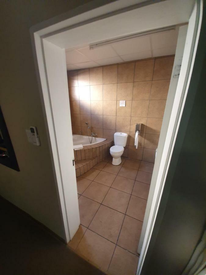 Leach Lodge Kuruman Luaran gambar