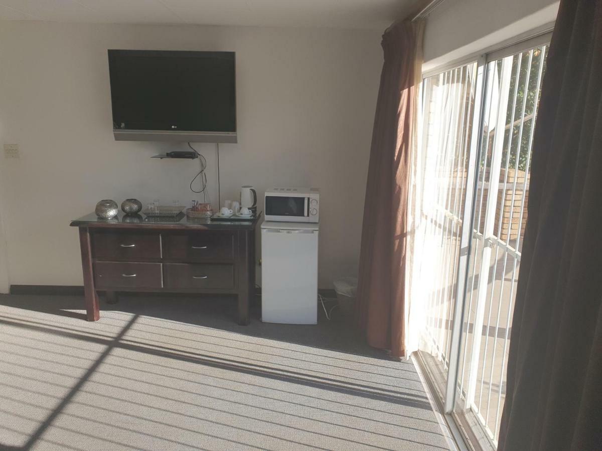 Leach Lodge Kuruman Luaran gambar